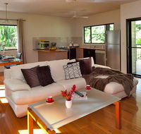 Misty Mountains Tropical Rainforest Romantic Retreat - Lightning Ridge Tourism
