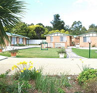 Masons Cottages - Lightning Ridge Tourism