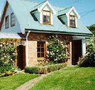 Conmel Cottage - Lightning Ridge Tourism