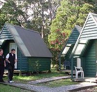 Strahan Backpackers YHA - Lightning Ridge Tourism