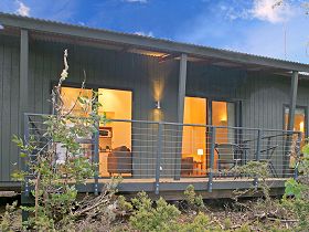 Cradle Mountain Wilderness Village - Lightning Ridge Tourism 0