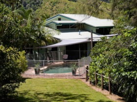 Tranquility On The Daintree - Lightning Ridge Tourism 0