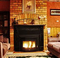 Kenya Cottage - Lightning Ridge Tourism