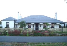 Ivy On Glenelg - Lightning Ridge Tourism 0