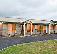 Leisureville Holiday Villas - Lightning Ridge Tourism