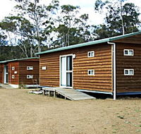 Hobart Bush Cabins - Lightning Ridge Tourism