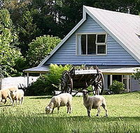 Hide-Away Cottage Retreat - Lightning Ridge Tourism