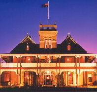 Tynwald Willow Bend Estate - Lightning Ridge Tourism