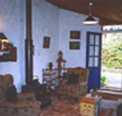 Hamilton's Cottage Collection and Country Gardens - Edwards Cottage - Lightning Ridge Tourism