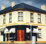 Jackson Town House Accommodation - Lightning Ridge Tourism