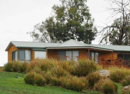 Curringa Farm Accommodation - Lightning Ridge Tourism 1