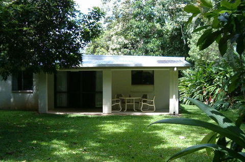 Kingfisher Park Birdwatchers Lodge - Lightning Ridge Tourism 2