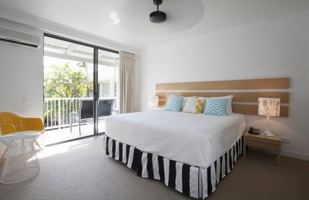 QT Port Douglas - Lightning Ridge Tourism 5