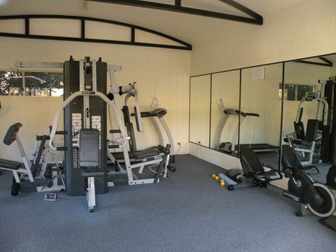 Rainbow Getaway Holiday Apartments - Lightning Ridge Tourism 0