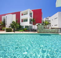 Element on Coolum Beach - Lightning Ridge Tourism