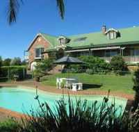 The Lodge - Far Meadow - Lightning Ridge Tourism