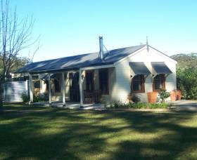 Hillcrest Cottage - Lightning Ridge Tourism 0