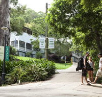 Halse Lodge Backpackers Hostel YHA - Lightning Ridge Tourism