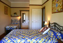 Amamoor Lodge - Lightning Ridge Tourism 2