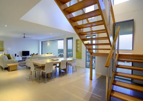 Rainbow Sea Resort - Lightning Ridge Tourism 2