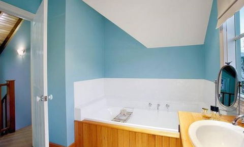 Blue Haven Cottage - Lightning Ridge Tourism 2