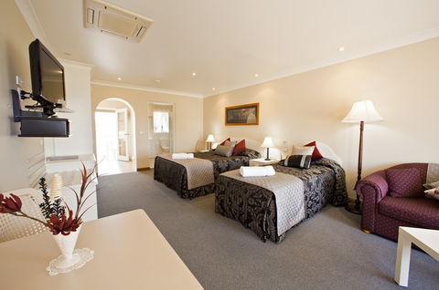Harbourview Motel Bermagui - Lightning Ridge Tourism 2
