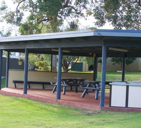 Ocean Lake Caravan Park - Lightning Ridge Tourism 4