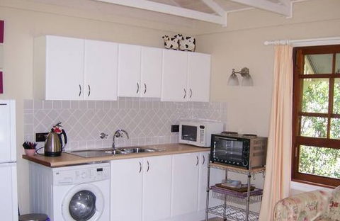 Hillcrest Cottage - Lightning Ridge Tourism 4