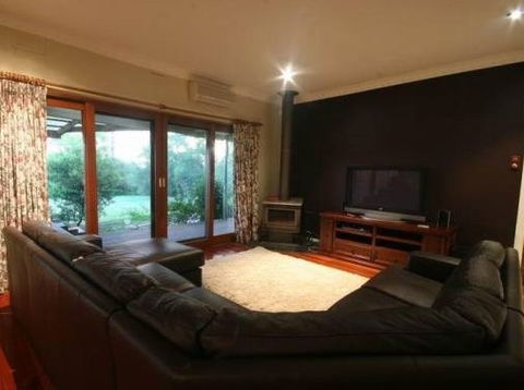 Elouera - Lightning Ridge Tourism 2