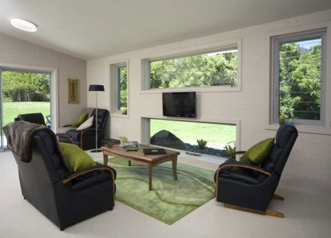 Serene - Lightning Ridge Tourism 2