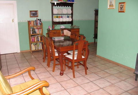 Bakers Flat Cottages - Lightning Ridge Tourism 4