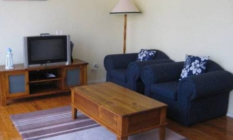 Bellbird Beach House - Lightning Ridge Tourism 5