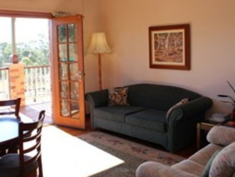 Bryn Glas Bed And Breakfast - Lightning Ridge Tourism 1