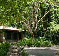 Invercauld House - Lightning Ridge Tourism