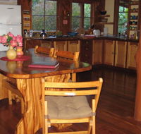 Black Sheep Farm Guest House - Lightning Ridge Tourism