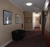 Alpine Hotel - Lightning Ridge Tourism