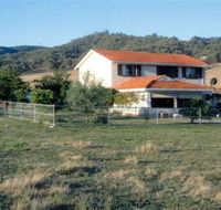 Cossettini High Country Retreat - Lightning Ridge Tourism