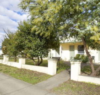 Tumut Apartments - Lightning Ridge Tourism
