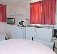 Aukaka Caravan Park - Lightning Ridge Tourism