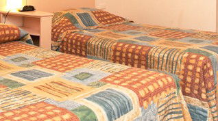Pacific Motel - Lightning Ridge Tourism 3