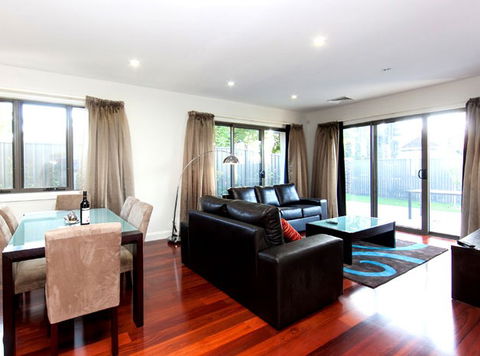 Abode Apartments Albury - Lightning Ridge Tourism 4