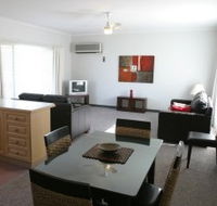 Barham Golden Rivers Holiday Apartments - Lightning Ridge Tourism