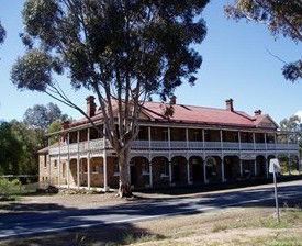 Historic Shirley B And B - Lightning Ridge Tourism 1