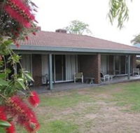 Murray Lodge Holiday Units - Lightning Ridge Tourism