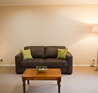 John Foord Guest House - Lightning Ridge Tourism