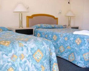 Gabriel Motor Inn - Lightning Ridge Tourism 1