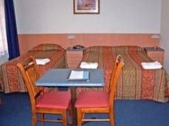 The Poets Recall - Lightning Ridge Tourism 1
