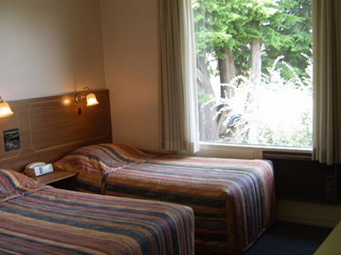 Garden Motor Inn - Lightning Ridge Tourism 5