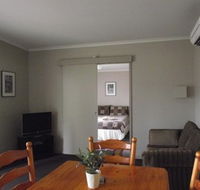 Morning Glory River Resort - Lightning Ridge Tourism