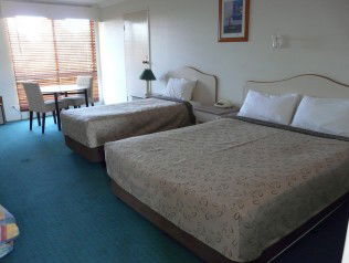 Garden City Motor Inn - Wagga Wagga - Lightning Ridge Tourism 3